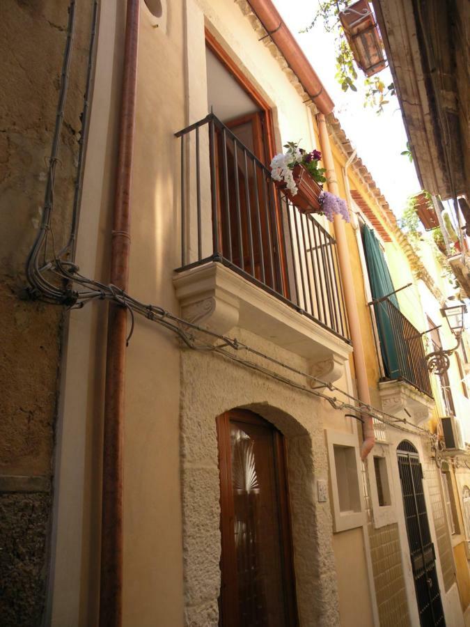 Al Blu Ortigia Apartments Συρακούσες Εξωτερικό φωτογραφία